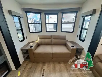 2027 Forest River Puma Vista 37PFL photo 17