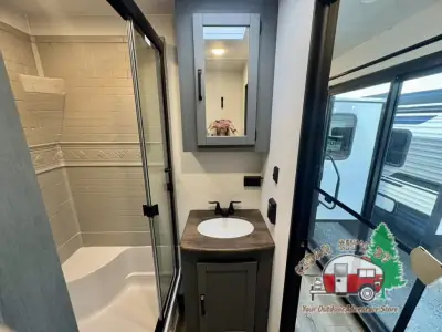 2027 Forest River Puma Vista 37PFL photo 33