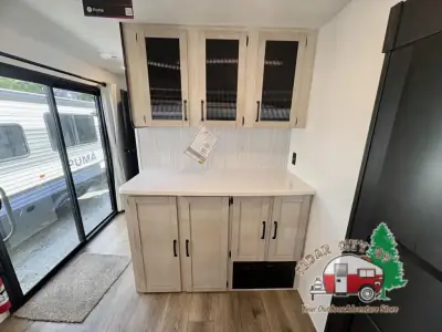 2027 Forest River Puma Vista 37PFL photo 24