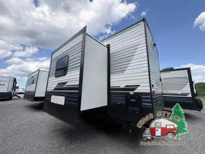 2027 Forest River Puma Vista 37PFL photo 5