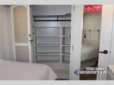 2027 Grand Design Solitude 370DV photo 15