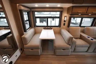 2027 Renegade Valencia 39FW photo 19