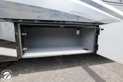 2027 Renegade Valencia 39FW photo 35
