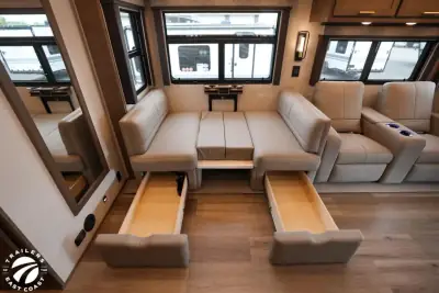 2027 Renegade Valencia 39FW photo 20