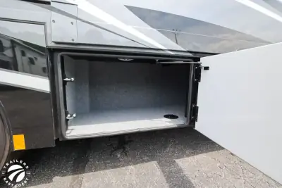 2027 Renegade Valencia 39FW photo 36