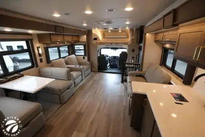 2027 Renegade Valencia 39FW photo 12