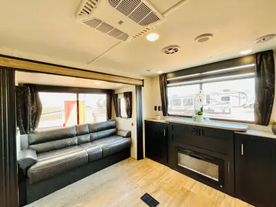 2022 Forest River CHEROKEE 306MM photo 8