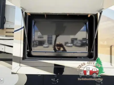 2015 Tiffin Motorhomes Allegro 35 QBA photo 8