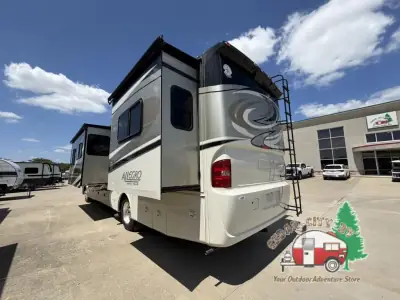 2015 Tiffin Motorhomes Allegro 35 QBA photo 5