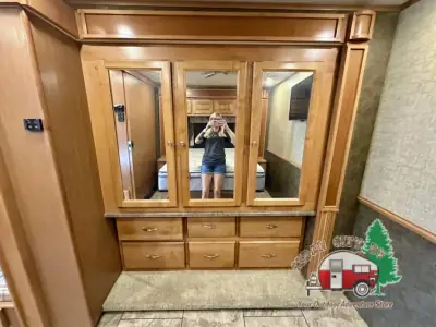 2015 Tiffin Motorhomes Allegro 35 QBA photo 28