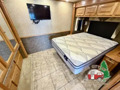 2015 Tiffin Motorhomes Allegro 35 QBA photo 25
