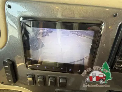 2015 Tiffin Motorhomes Allegro 35 QBA photo 12