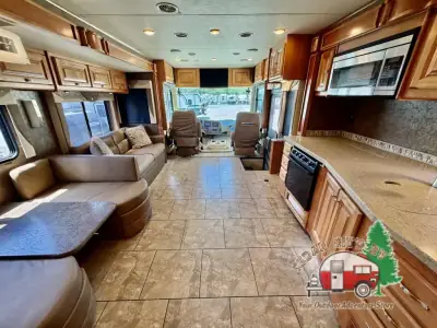 2015 Tiffin Motorhomes Allegro 35 QBA photo 15