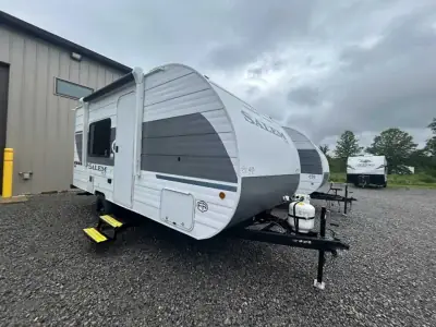 2026 Salem FSX Limited Edition Value 164FBLE