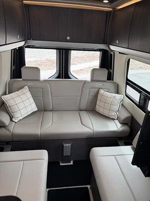 2020 AIRSTREAM INTERSTATE GRAND TOUR EXT photo 7
