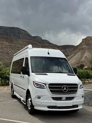 2020 AIRSTREAM INTERSTATE GRAND TOUR EXT photo 3