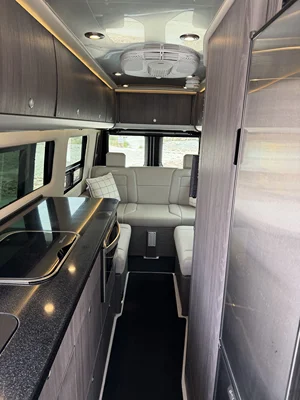 2020 AIRSTREAM INTERSTATE GRAND TOUR EXT photo 5