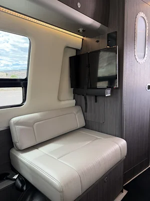 2020 AIRSTREAM INTERSTATE GRAND TOUR EXT photo 12