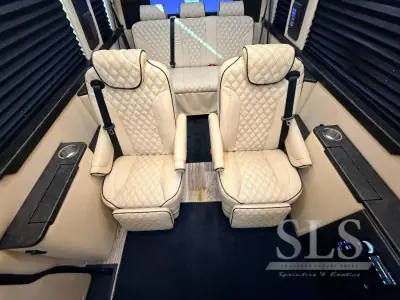 2023 Midwest Automotive Designs Business Class Standard photo 33