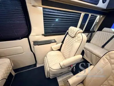 2023 Midwest Automotive Designs Business Class Standard photo 36