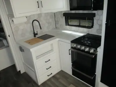 2024 Jayco Eagle HT 284BHOK photo 9