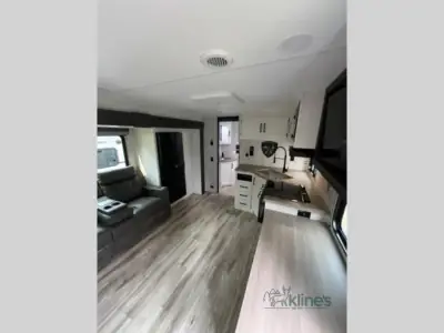 2027 Venture Sienna SA241VRD photo 19