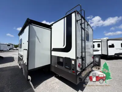 2027 Forest River Rockwood Mini Lite 2525RB photo 6