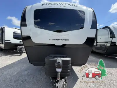 2027 Forest River Rockwood Mini Lite 2525RB photo 4