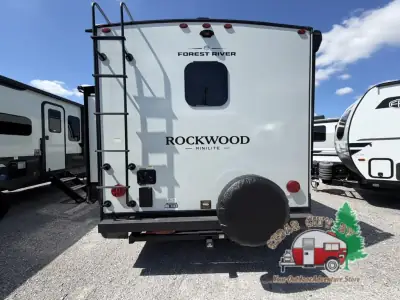 2027 Forest River Rockwood Mini Lite 2525RB photo 7