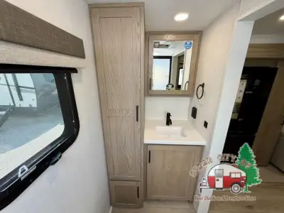 2027 Forest River Rockwood Mini Lite 2525RB photo 34
