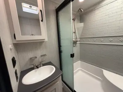 2021 Palomino Puma 28RBQS photo 31
