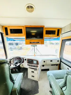 2001 Newmar DUTCH STAR 3852 photo 10