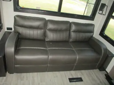 2023 Jayco North Point 340CKTS photo 11