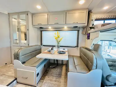 2024 Thor Motor Coach FOUR WINDS 22E photo 7