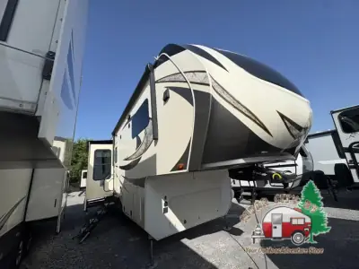 2017 Grand Design Solitude 375RES photo 2