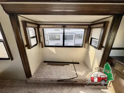 2017 Grand Design Solitude 375RES photo 19