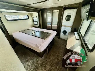 2017 Grand Design Solitude 375RES photo 30
