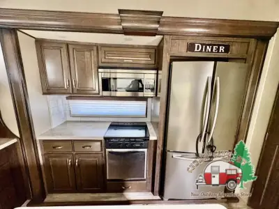 2017 Grand Design Solitude 375RES photo 23