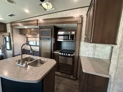 2018 Highland Ridge OPEN RANGE ROAMER RT316RLS photo 25
