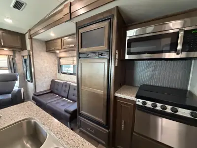 2018 Highland Ridge OPEN RANGE ROAMER RT316RLS photo 26