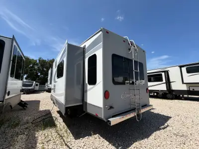 2018 Highland Ridge OPEN RANGE ROAMER RT316RLS photo 11