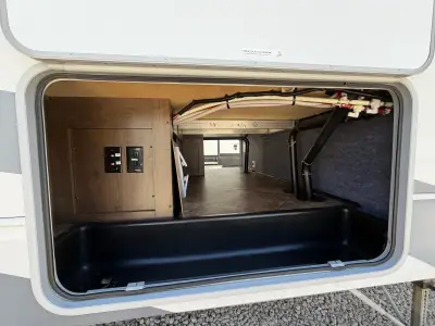 2018 Highland Ridge OPEN RANGE ROAMER RT316RLS photo 21