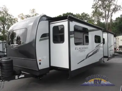 2026 Forest River Flagstaff Super Lite 26FKBS photo 3