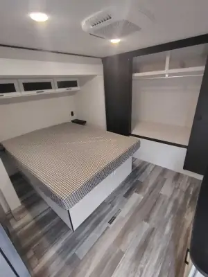 2026 Jayco Jay Flight SLX 325BHT photo 18