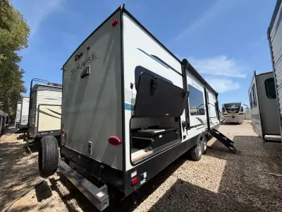 2022 Palomino SOLAIRE 304RKDS photo 47