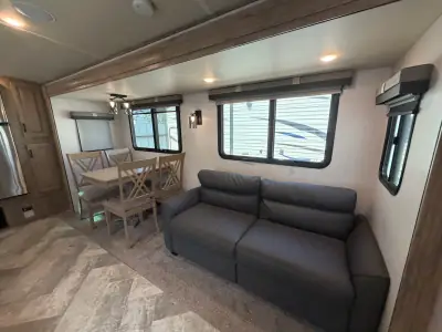 2022 Palomino SOLAIRE 304RKDS photo 23