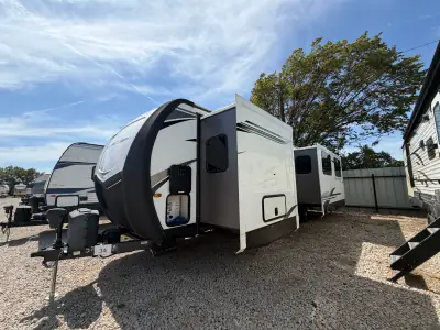 2022 Palomino SOLAIRE 304RKDS photo 59