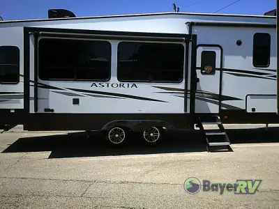 2022 Dutchmen Astoria 2993RLF photo 2
