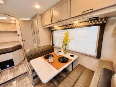 2024 Thor Motor Coach FOUR WINDS 22E photo 8