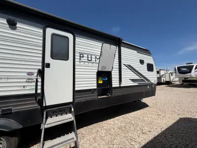 2023 Palomino PUMA 31FKRK photo 11
